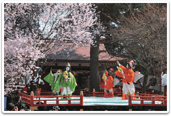 Amatsu Jinja Bugaku(important intangible folk culture asset)
